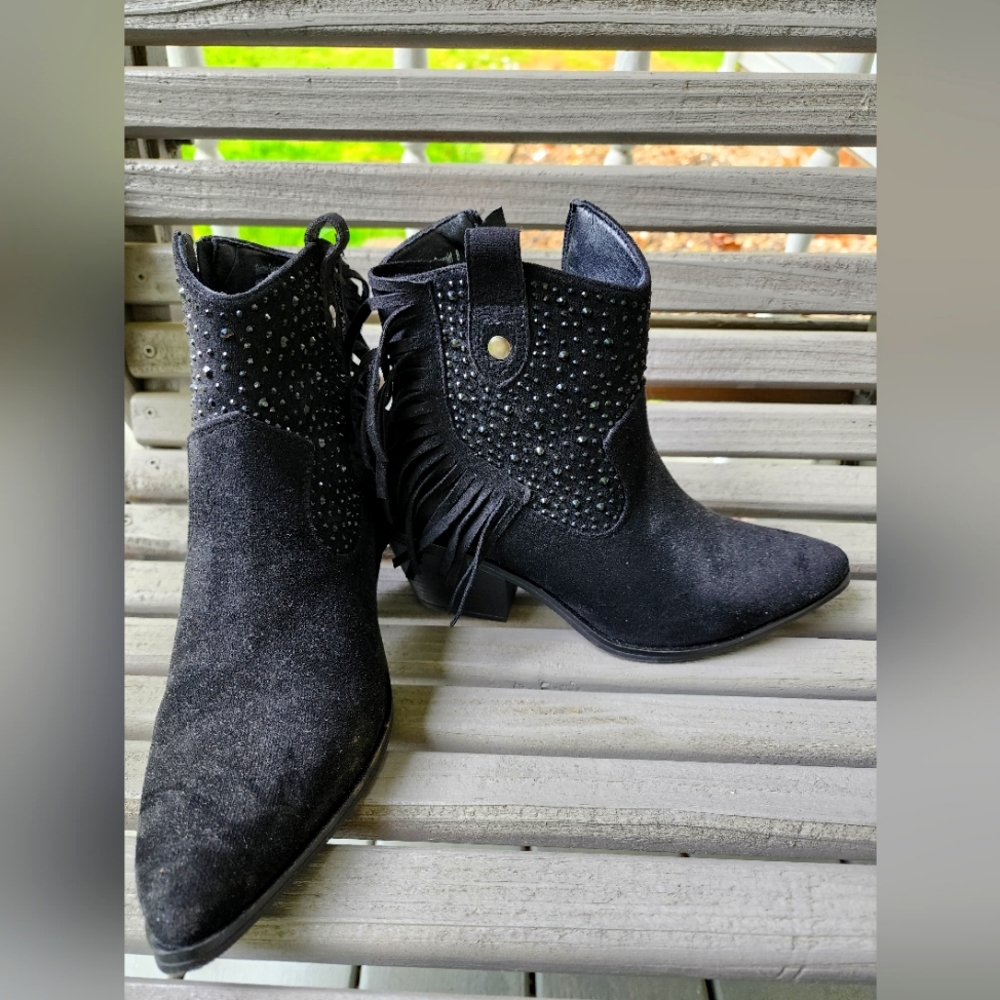 Ankle boots